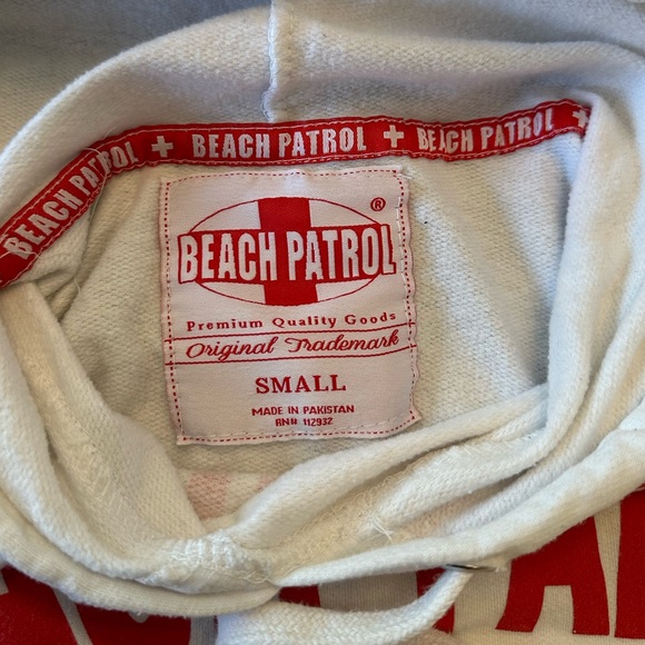 Beach Patrol lifeguard cropped hoodie - Picture 4 of 5